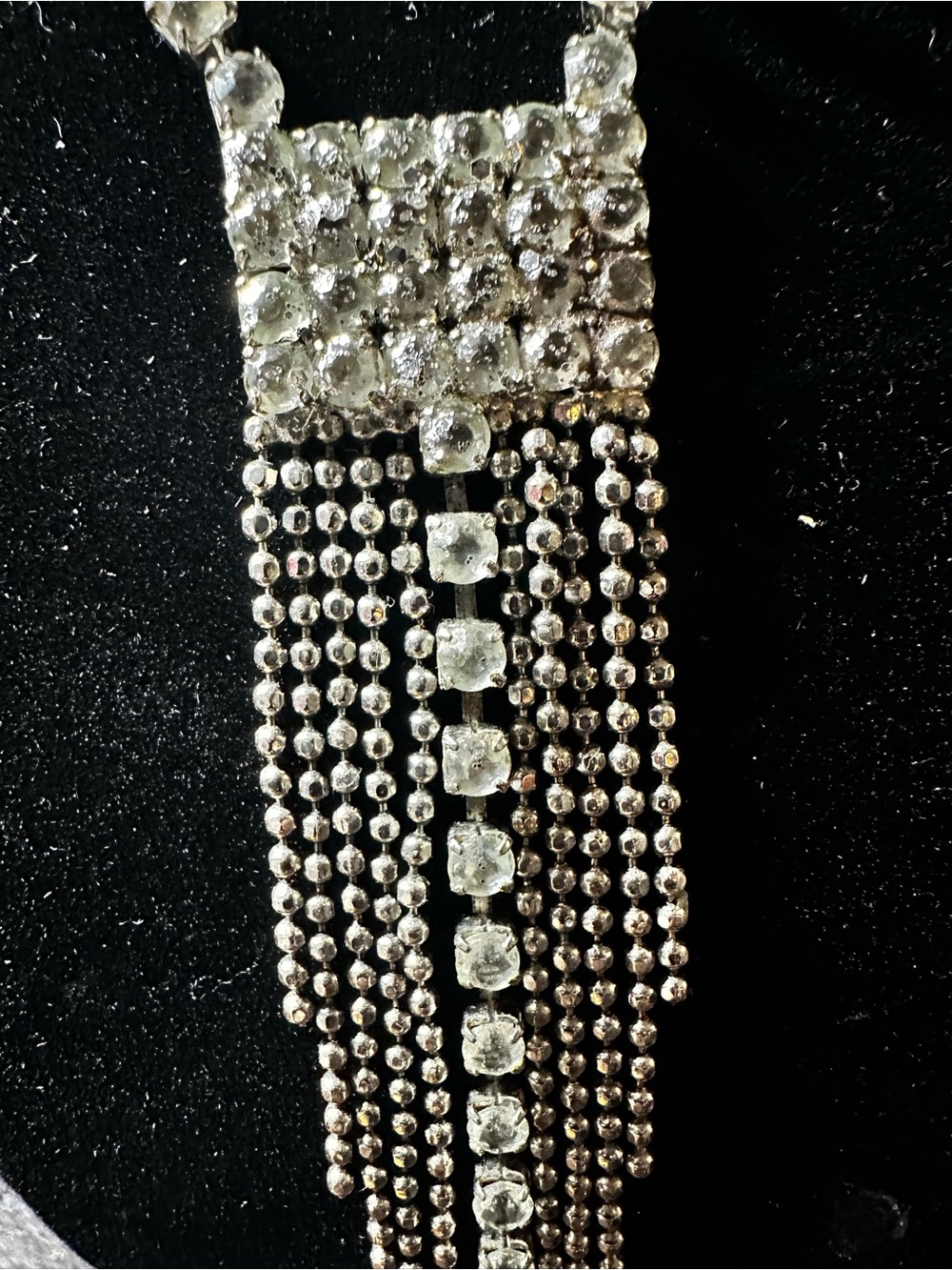 Vintage rhinestone waterfall fringe Pendant Necklace - Silver Sparkle - Picture 10 of 14